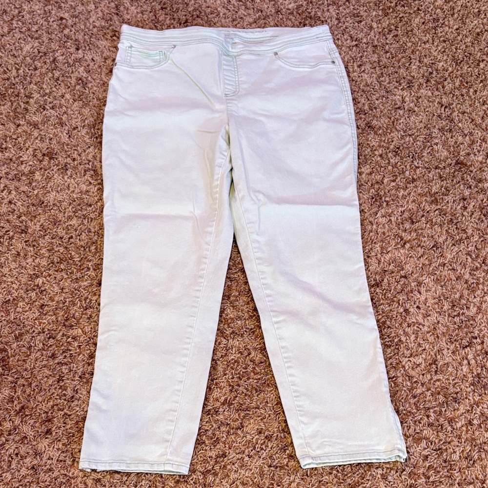 Women's mint green Jeans